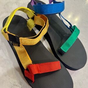 Teva ORIGINAL UNIVERSAL Pride Colorful Rainbow Color Block Sandal Size 10
